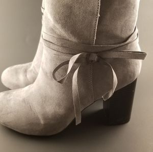 3/40 Christian Siriano Grey Suede Boots Ladies